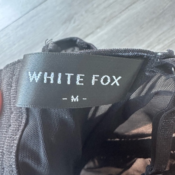 Lace crop top - Picture 3 of 3